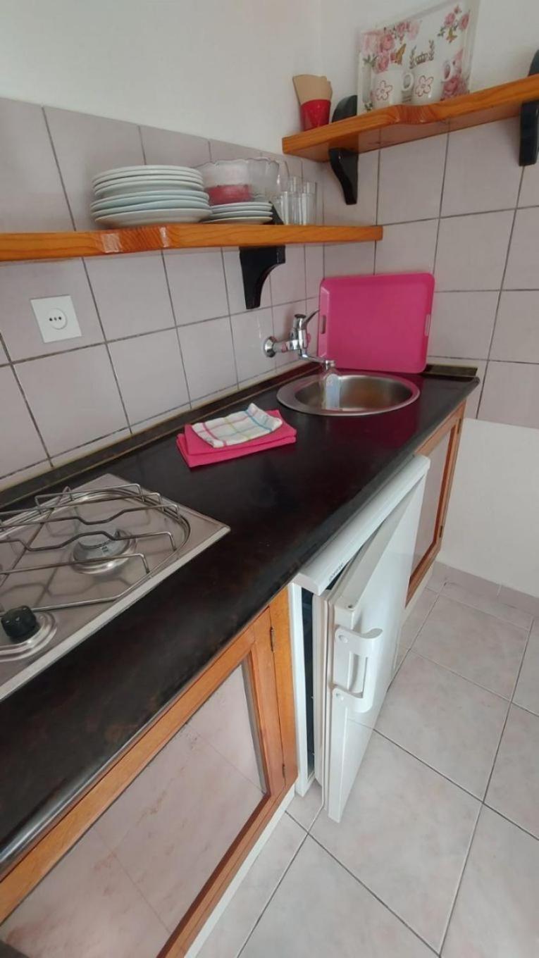 Apartment Brane Бол Екстериор снимка
