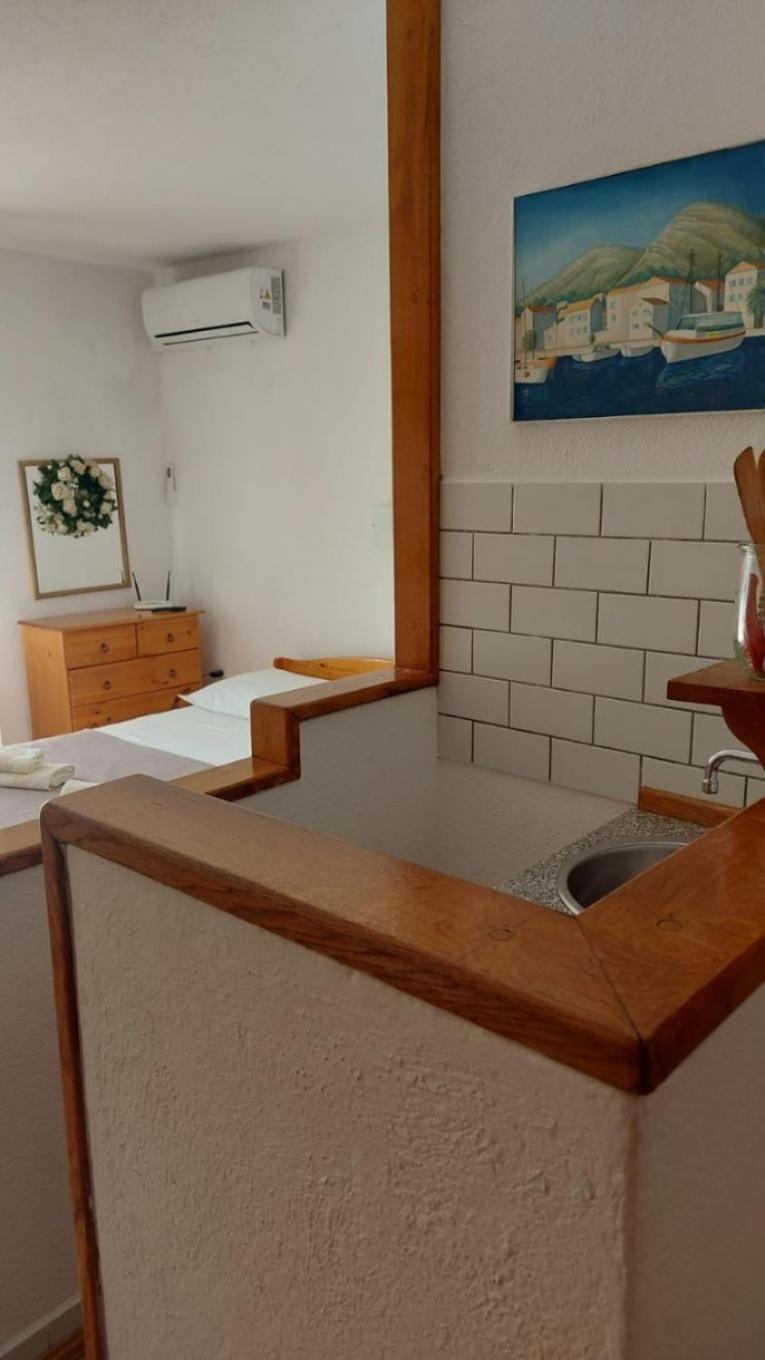 Apartment Brane Бол Екстериор снимка