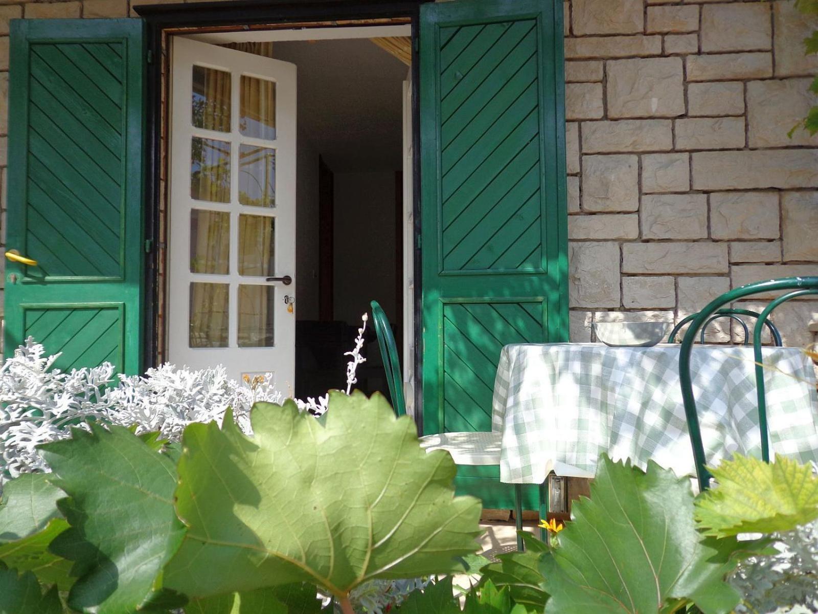 Apartment Brane Бол Екстериор снимка