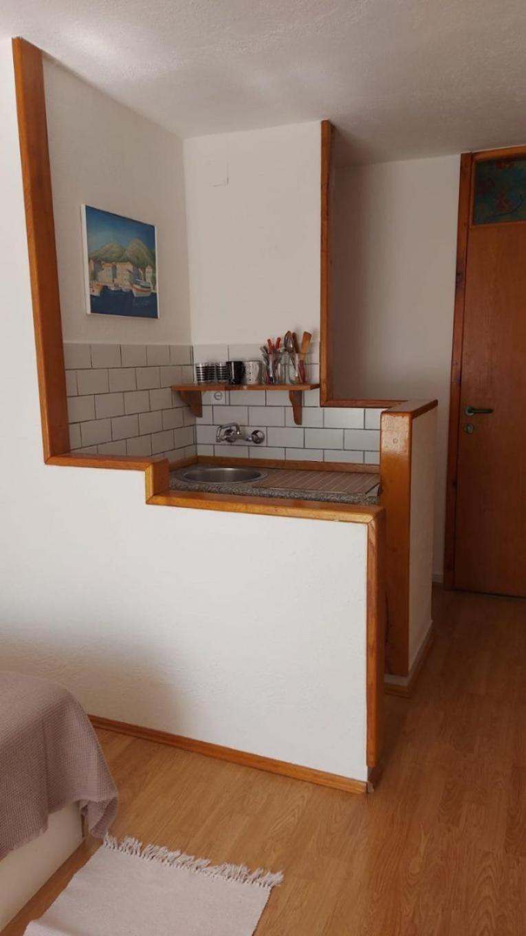 Apartment Brane Бол Екстериор снимка